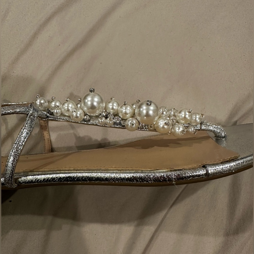 Jewel Badgley Mischka Embellished Sandals - Size 9.5 Like New - Picture 2 of 3